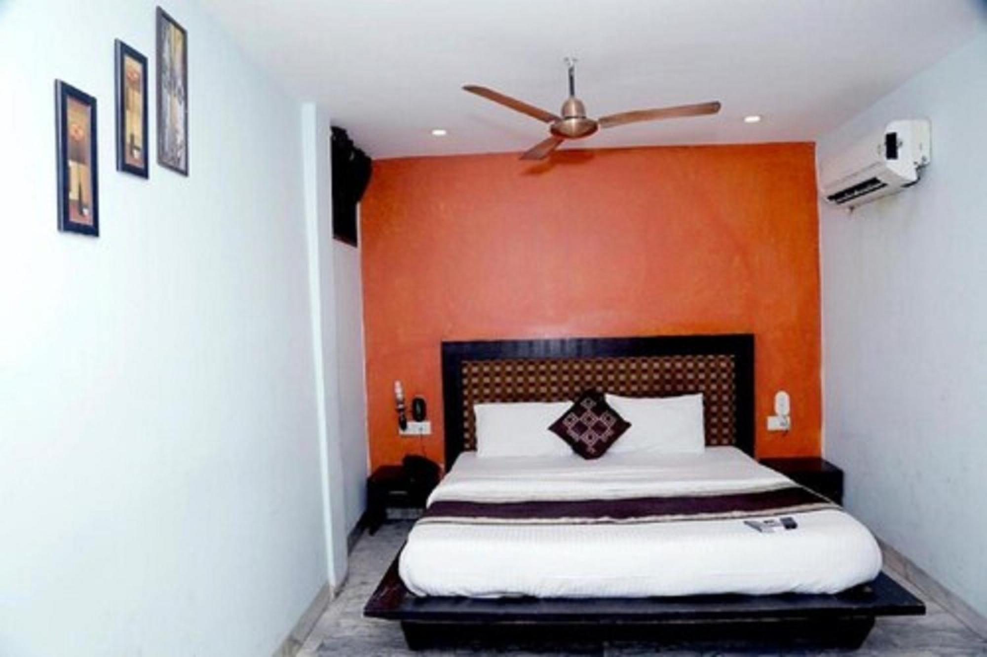 Hotel Shanti House New Delhi Karnail Singh Stadium Gate No 1 Eksteriør bilde